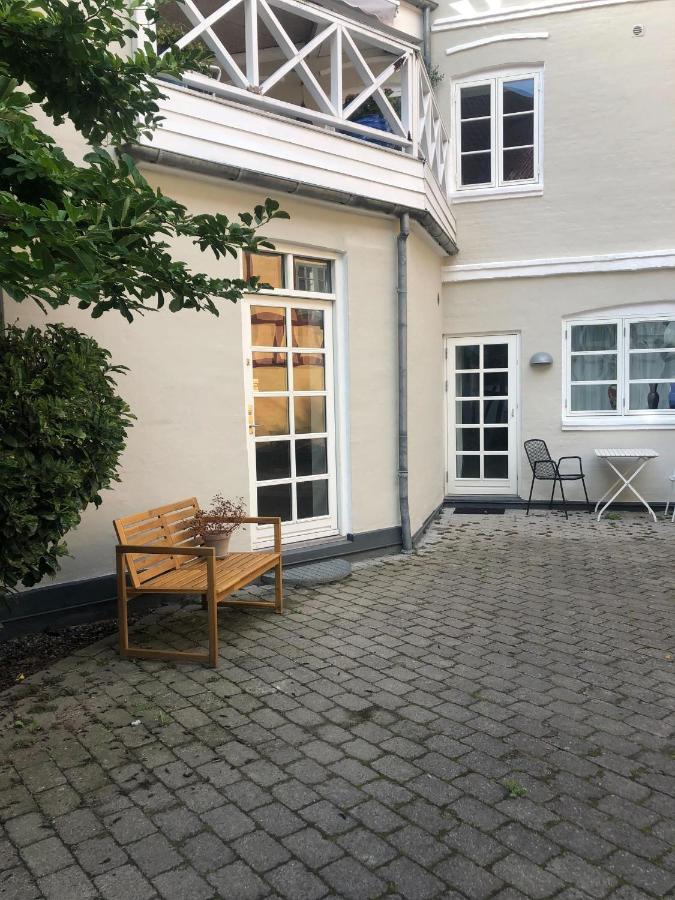 Nyrenoveret Charmerende Lejlighed I Odense C! Leilighet Eksteriør bilde